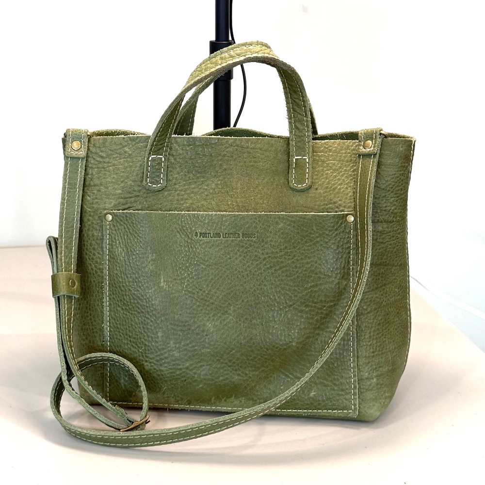 Portland Leather Goods Medium Crossbody Tote Kiwi